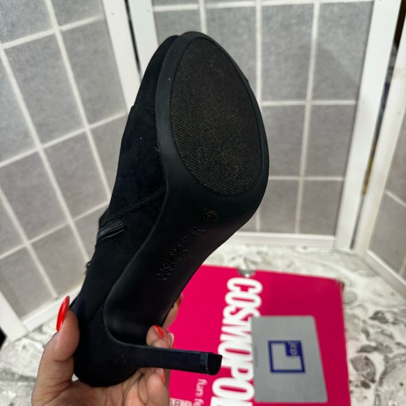 Cosmopolitan high heels - Picture 6 of 8